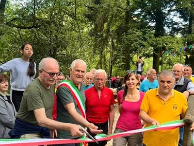 Camaiore,  festa a Campo all’Orzo: taglio del nastro per Baita Verde dopo i lavori di ristrutturazione