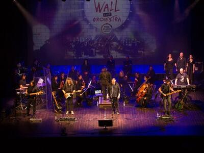 "The Wall" dei Pink Floyd rivive alla Versiliana in una straordinaria versione sinfonica e corale