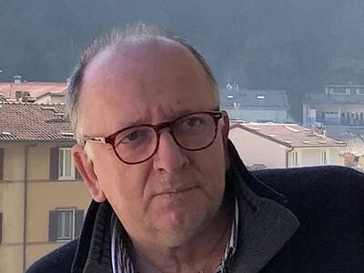 Seravezza: punti luce nuovi sulla strada della montagna. Sostituiti otto impianti. Il sindaco Alessandrini: "Un intervento per la sicurezza di quanti transitano su questa arteria"