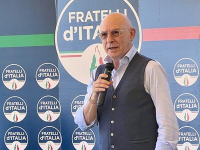 Viareggio, On.le Zucconi (FdI): “Approvata la legge sul mare, opportunità concrete per Viareggio e per tutto il comparto marittimo”