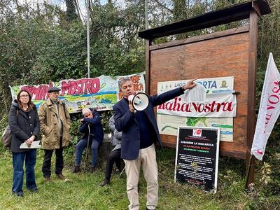 "Cava Fornace deve chiudere". Il sindaco di Forte dei Marmi Bruno Murzi: "Alle dichiarazioni di principio devono seguire scelte politiche coerenti"