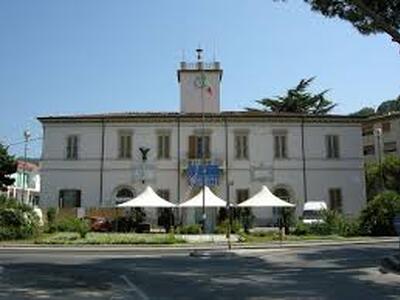 Massarosa, attenzione al nido "Del Magro": i consiglieri di opposizione chiedono verifiche tecniche sul microclima della struttura
