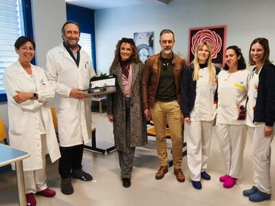 “Spazio scenico” di Viareggio dona attrezzatura innovativa alla Riabilitazione dell’ospedale “Versilia”