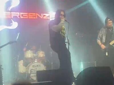 Gli Wav aprono il contest dell'Emergenza New Music Live Festival ed è subito finale