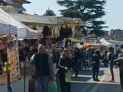 Seravezza: fiera di San Giuseppe in crescita, il meteo ha favorito una bella festa