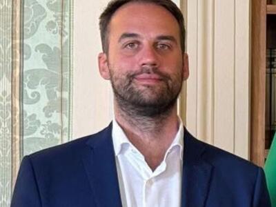 Via degli Olmi, prosegue la riqualificazione degli alloggi comunali a Forte dei Marmi: concluso il tetto, approvato un nuovo progetto da 100mila euro