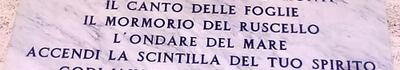 Viareggio, la cittadina Anita D’Aloisiola al sindaco Giorgio Del Ghingaro: "Riportate nella sede originaria la targa con L'ode a Viareggio”