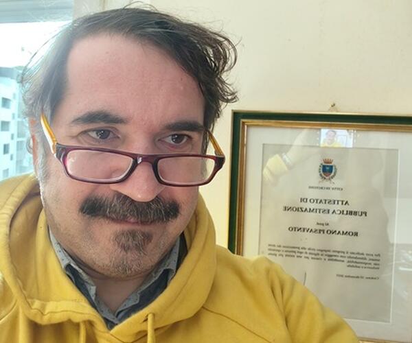 Piove nelle aule della scuola media Pea di Viareggio, studenti costretti a cambiare classe. Il prof. Pesavento, presidente CNDDU: "Occorre un piano nazionale per la dignità degli ambienti scolastici"