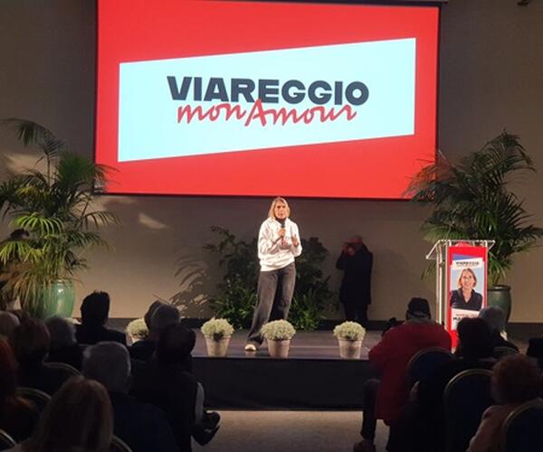 "Sarò la sindaca che sta tra la gente": Marcucci porta "Viareggio Mon Amour" al Principino