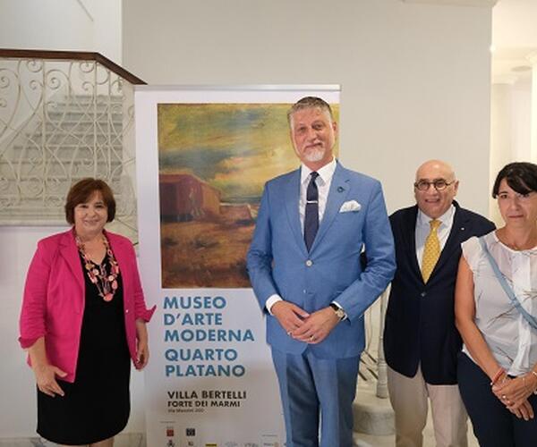 Il Ministro della Cultura Alessandro Giuli in visita al Museo di Arte Moderna Quarto Platano di Villa Bertelli a Forte dei Marmi