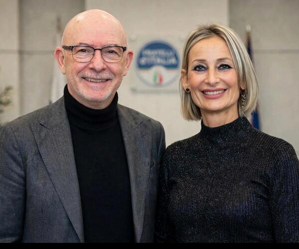 Camaiore, Romboni (FdI) propone uno sportello contro odio online e cyberbullismo. On.le Zucconi: "La tutela digitale è una priorità"