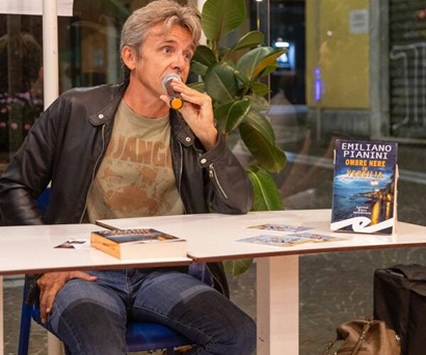 Al Caffè della Versiliana un incontro dedicato al potere della narrazione con Claudia Conte, Laura Guglielmi ed Emiliano Pianini, martedì 21 luglio