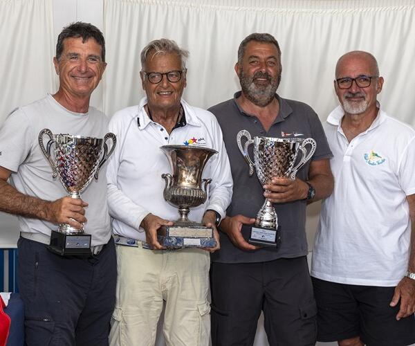 Enrico Chieffi e Manlio Corsi vincono a Viareggio il LXII Trofeo Internazionale Emilio Benetti Historical Event ISCYRA
