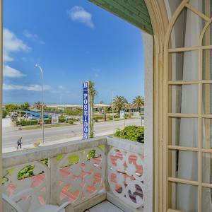 Hotel-Poseidon-Marina-di-Pietrasanta-Exterior