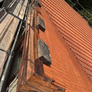 Tetto museo storico resistenza sant'anna di stazzema 2