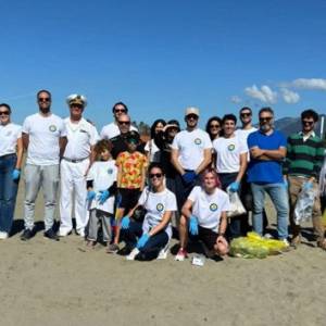 Consulta Giovanile - raccolta plastica gruppo