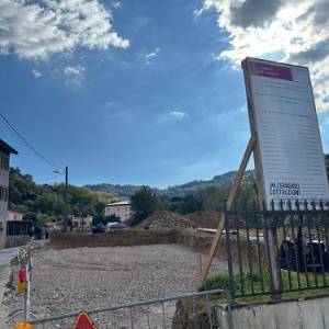 parcheggio in via Fondi a Camaiore 1