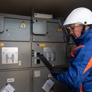 Tecnico E-Distribuzione lavoro rid.