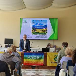 Foto convegno Apuane (1)