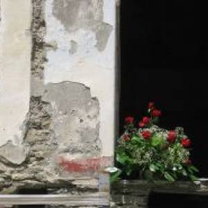 Particolare  della fu casa del Togno, della Beatrì e della Norma rr